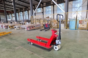 手動液壓叉車操作與維護(hù)全手冊